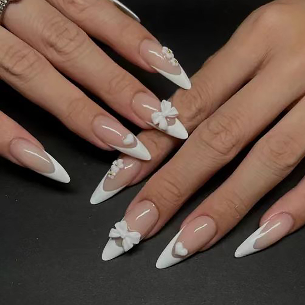 24pcs Fashion Rhinestone Press - Nail Art French Nails recension och pris