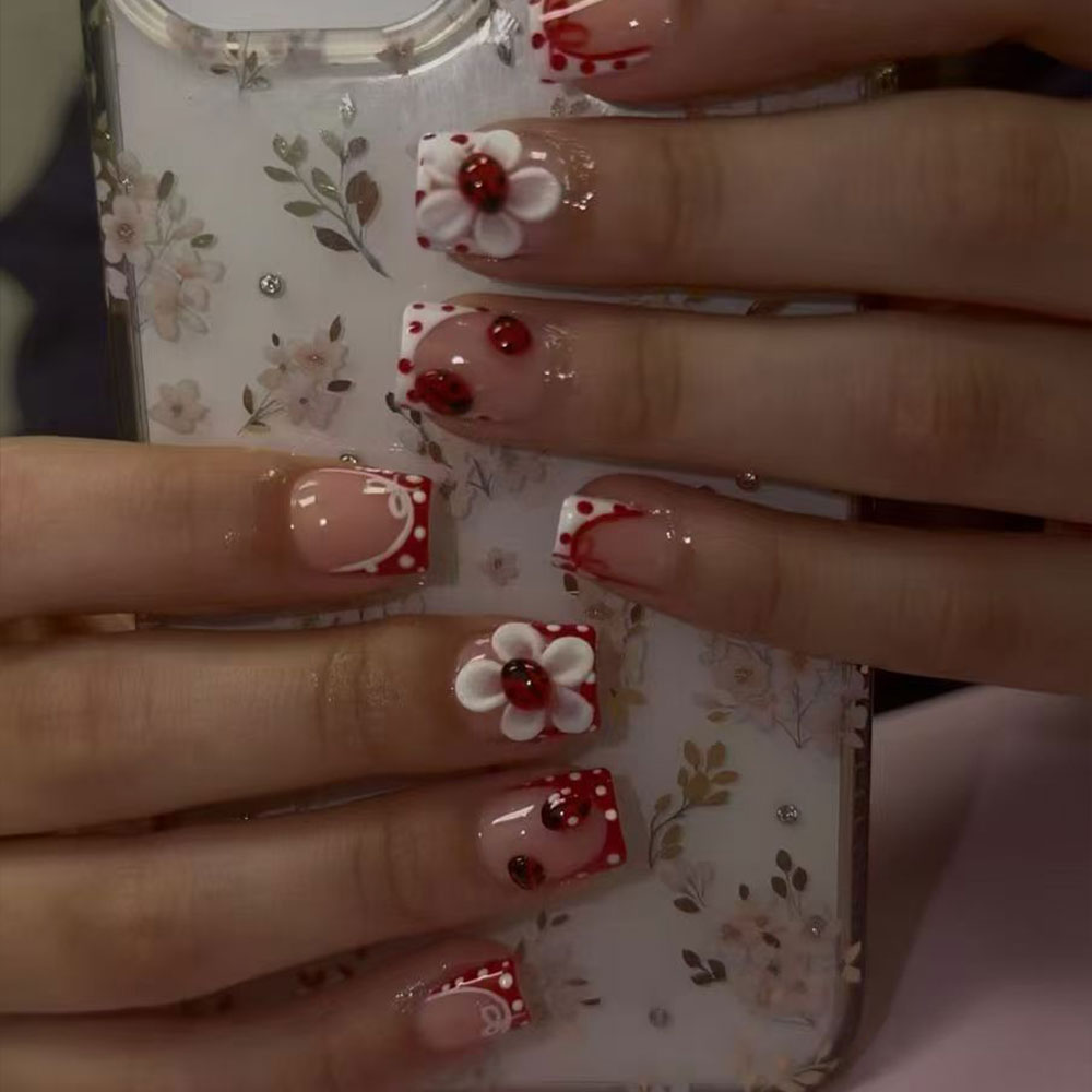 24 pieces per set. Rectangular - Nail Art Press On recension och pris